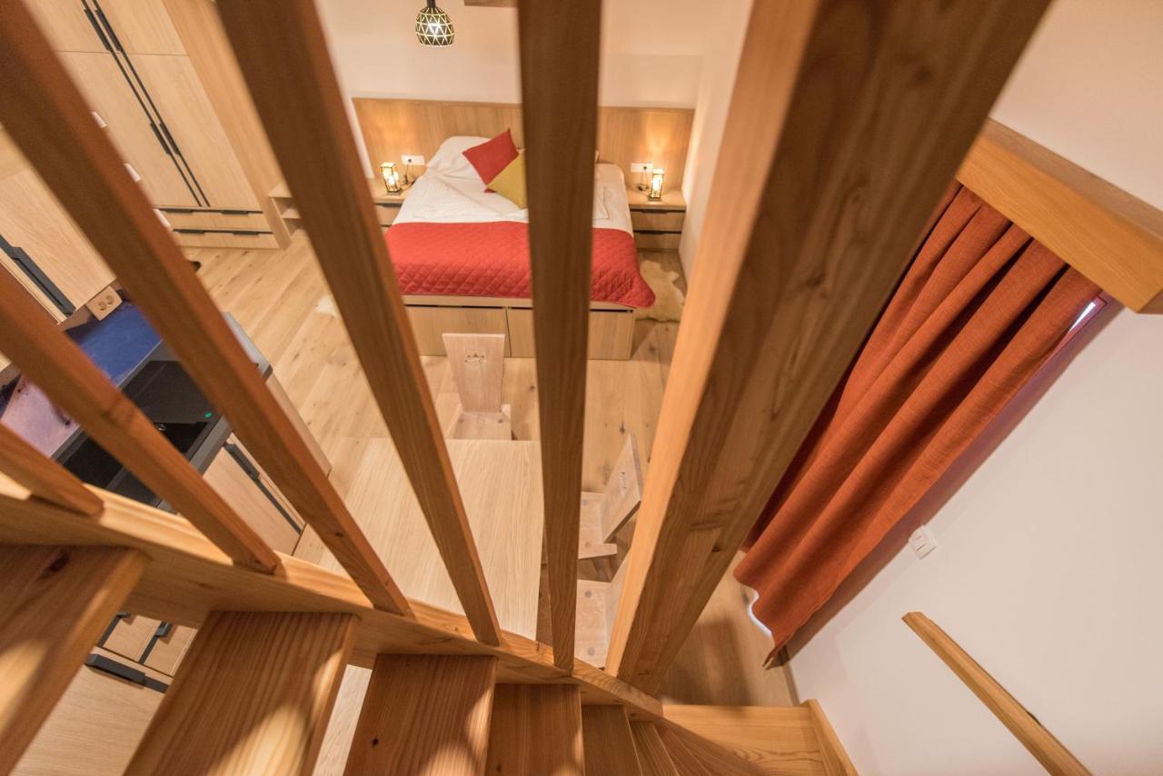 Guesthouse Lajnar Zgornja Sorica Екстер'єр фото